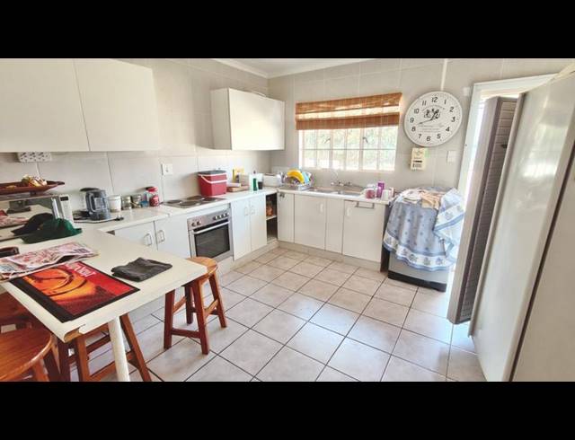 4 BEDROOM HOUSE FOR SALE IN VAAL MARINA